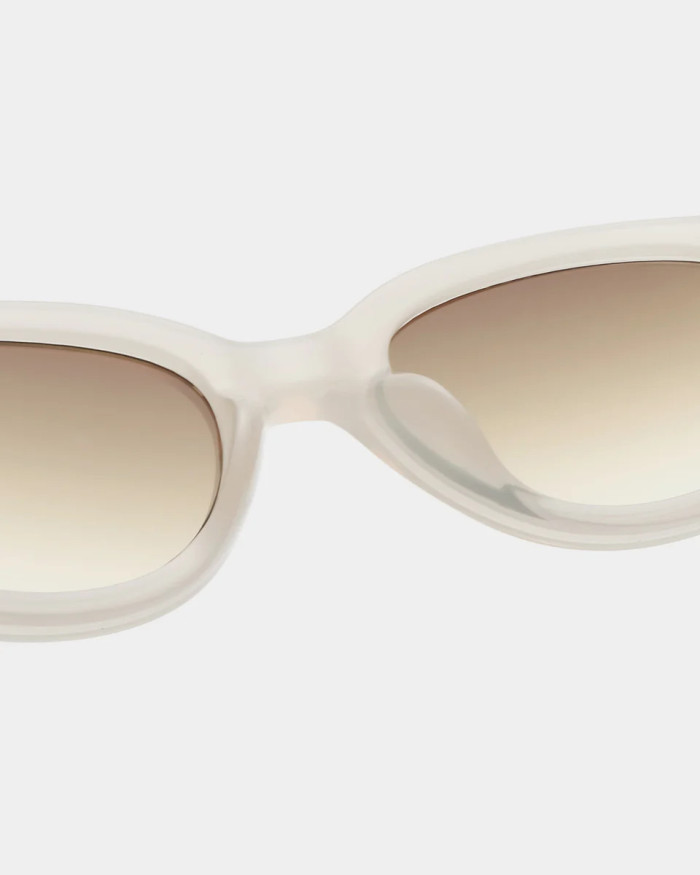 A. Kjaerbede Winnie Cream Bone Slnečné Okuliare