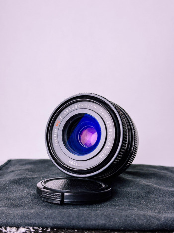 Wide-angle lens Carl Zeiss Jena Flektogon 35mm f/2.4 2
