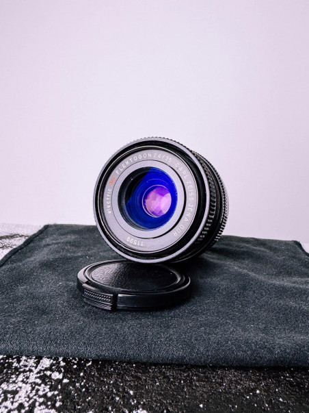 Wide-angle lens Carl Zeiss Jena Flektogon 35mm f/2.4