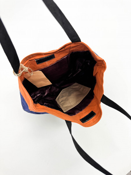 Carhartt Recycled Tote Bag – Sustainable, Unique, and Spacious