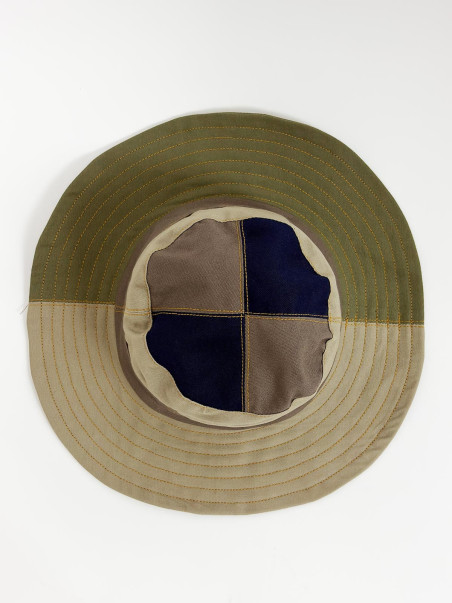 Carhartt Reworked Bucket Hat – Handmade from Recycled Fabric